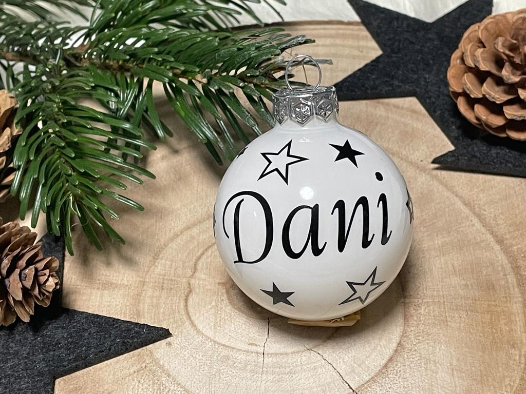 Weihnachtskugel mit Name aus Glas 6cm Wunschtext Weiß Glänzend Personalisierte Christbaumkugel