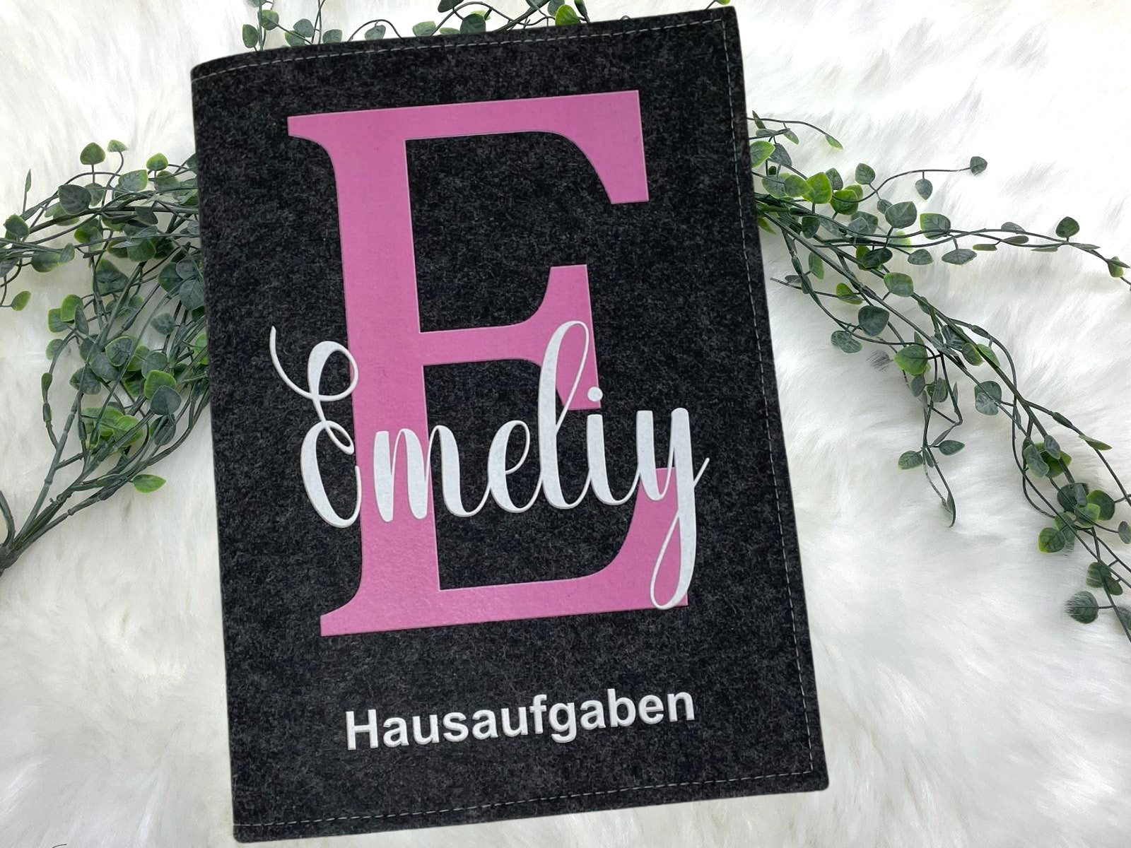 Hausaufgabenheft Hülle Filz Buchstabe Pink hell inkl Heft Schulheft Schutzhülle Umschlag Geschenkidee Einschulung personalisierbar mit Namen