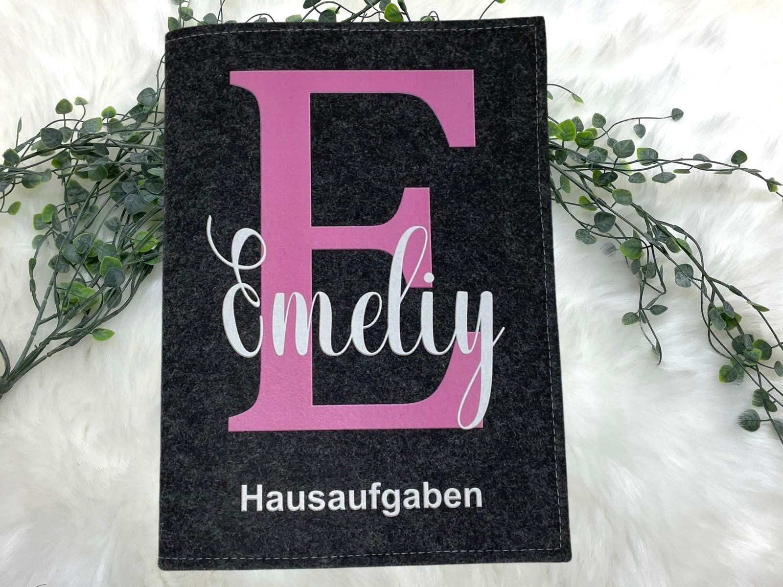 Hausaufgabenheft Hülle Filz Buchstabe Pink hell inkl Heft Schulheft Schutzhülle Umschlag Geschenkidee Einschulung personalisierbar mit Namen