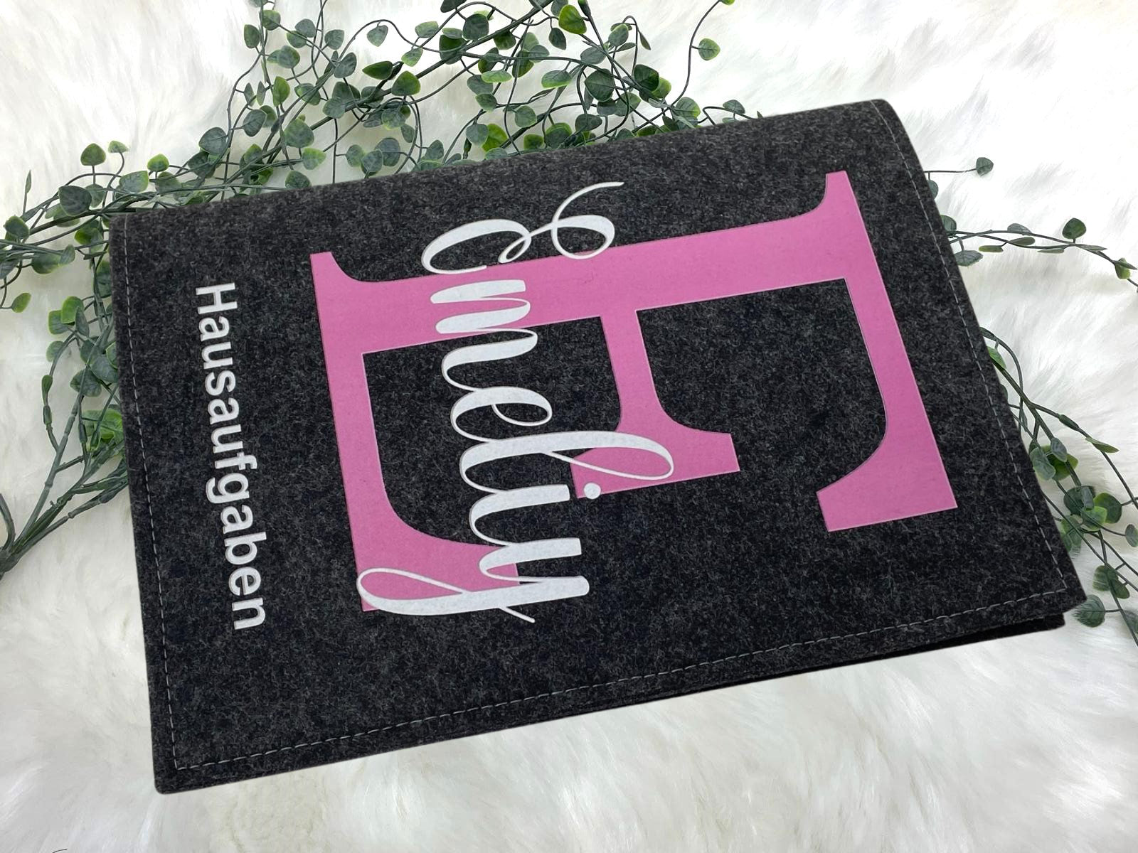 Hausaufgabenheft Hülle Filz Buchstabe Pink hell inkl Heft Schulheft Schutzhülle Umschlag Geschenkidee Einschulung personalisierbar mit Namen