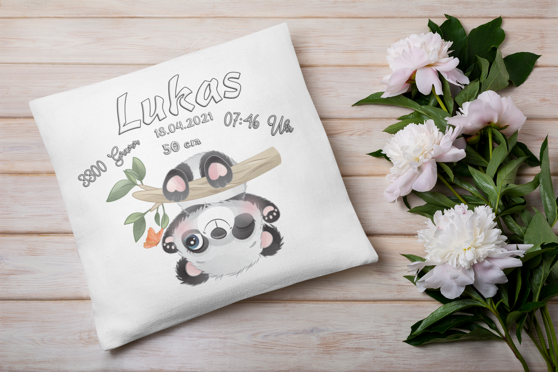 Personalisiertes Geschenk zur Geburt Kissen mit Namen Baby Panda Taufgeschenke