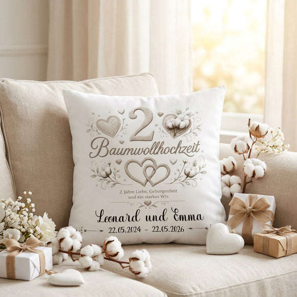 Baumwollhochzeit Kissen mit Namen und Datum als personalisiertes Geschenk zum 2. Ehejubiläum für Paare
