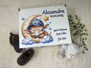 Hochwertige personalisierte Babybox aus HDF mit niedlichem Giraffen-Mond-Motiv