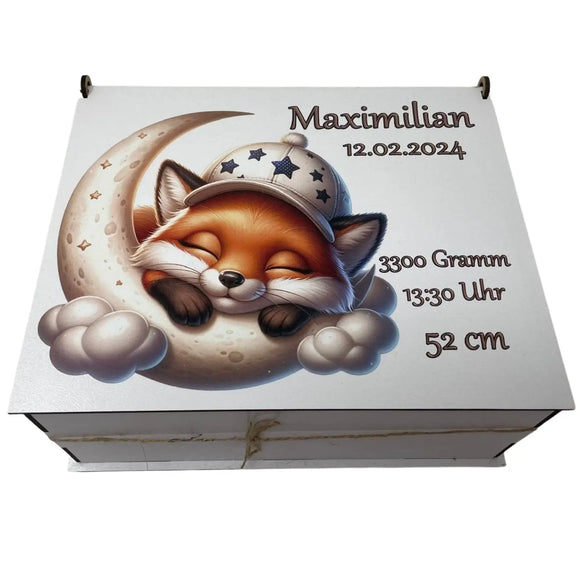Geschenk zur Geburt mit schlafendem Fuchs