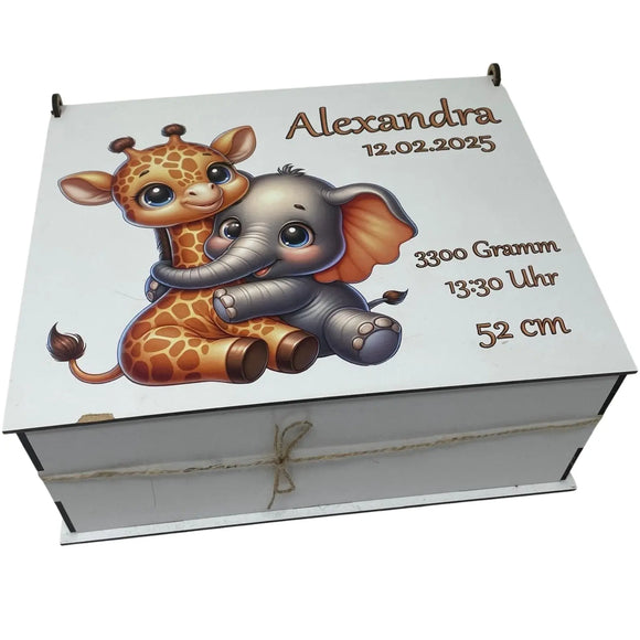 süße Giraffe umarmt kleinen Elefanten auf Babybox