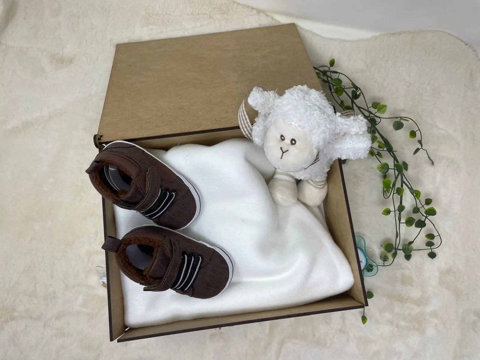 Rehkitz & Mond – liebevolles Design für Geschenk zur Taufe