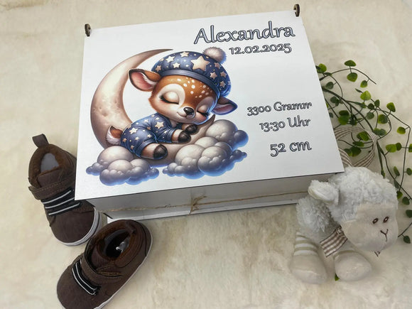 Geschenk zur Babyparty – Rehkitz auf Erinnerungsbox