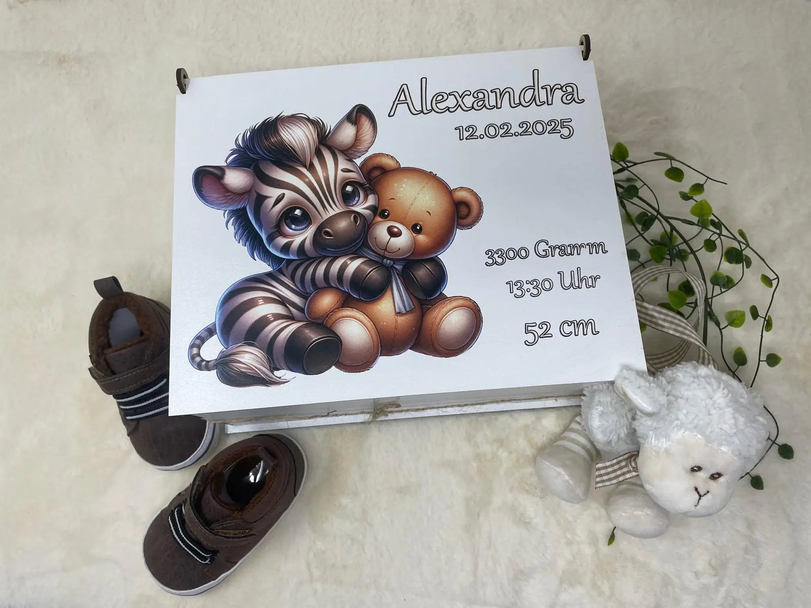 Erinnerungsbox für Jungen oder Mädchen mit Zebra und Kuschelbär