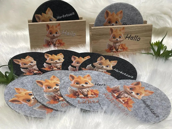 Filz Untersetzer Herbst mit süßem Fuchs-Motiv in dunkelgrau