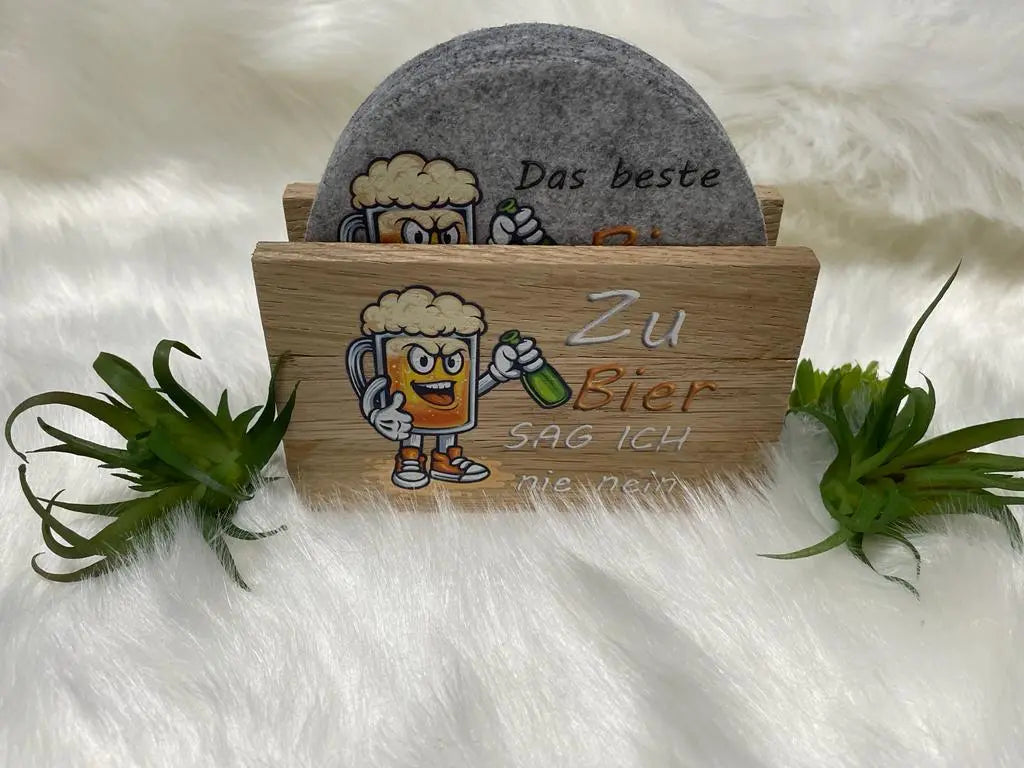 Untersetzer Set mit Biersprüchen und gravierter Holzbox aus Eiche