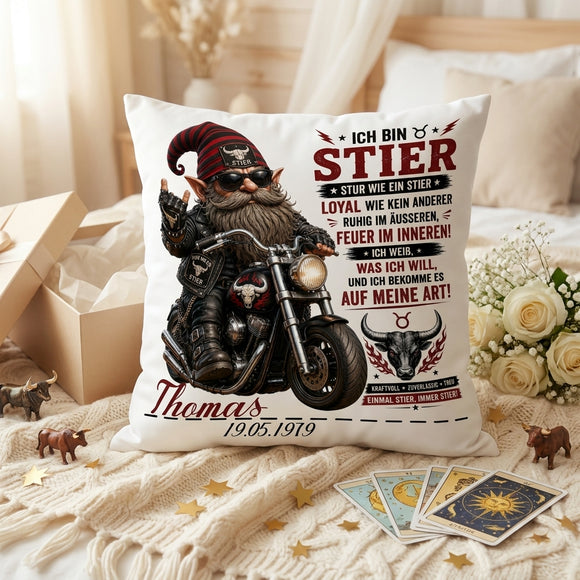 Stier Mann Geschenk mit coolem Biker Gnom und Motorrad auf personalisiertem Kissen zum Geburtstag