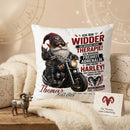 Geschenk Sternzeichen Widder – personalisiertes Kissen für Männer mit Biker Gnom, Motorrad, Name und Geburtsdatum