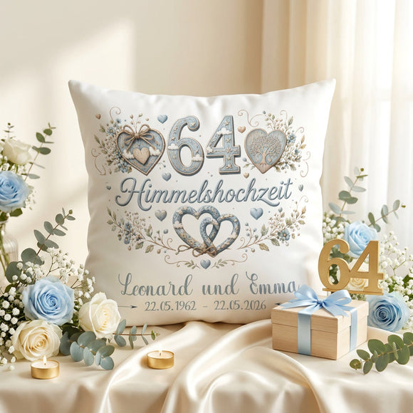 Himmelshochzeit Kissen personalisiert mit großer 64 und Herzen