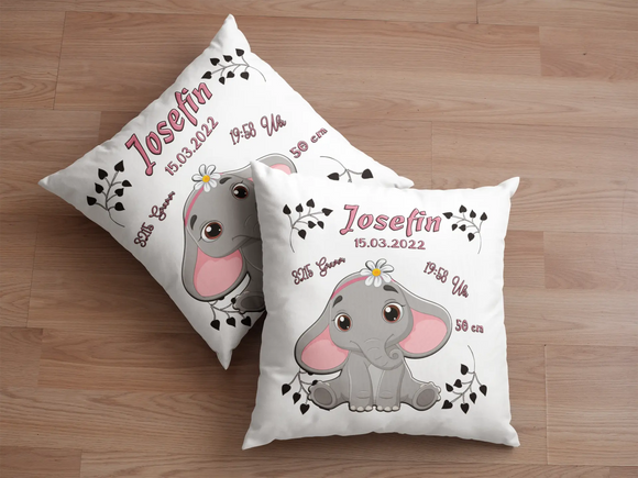 Kuschelkissen zur Geburt mit niedlichem Elefantenmotiv – liebevoll gestaltetes Elefantenmädchen mit Blume, ergänzt durch Gewicht, Größe, Uhrzeit und Datum.