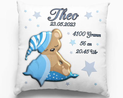 Personalisiertes Babykissen mit schlafendem Teddy und Geburtsdaten in Blau – Geschenk zur Geburt