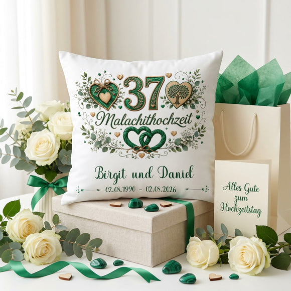 Personalisiertes Jubiläumskissen für 37 Jahre Ehe mit eleganten Grüntönen und Herzen