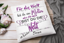 Geschenk für Mama – weißes Kissen mit lila Typografie, Herzen und personalisierter Widmung „in Liebe