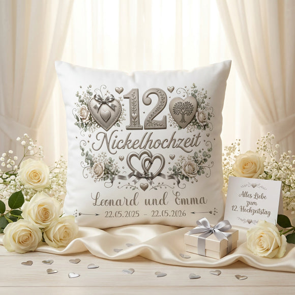 Geschenk 12. Hochzeitstag – personalisiertes Kissen zur Nickelhochzeit mit Herzmotiv und Namen