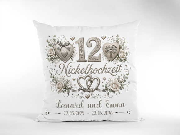 Geschenk Nickelhochzeit – personalisiertes Kissen mit Namen und Datum