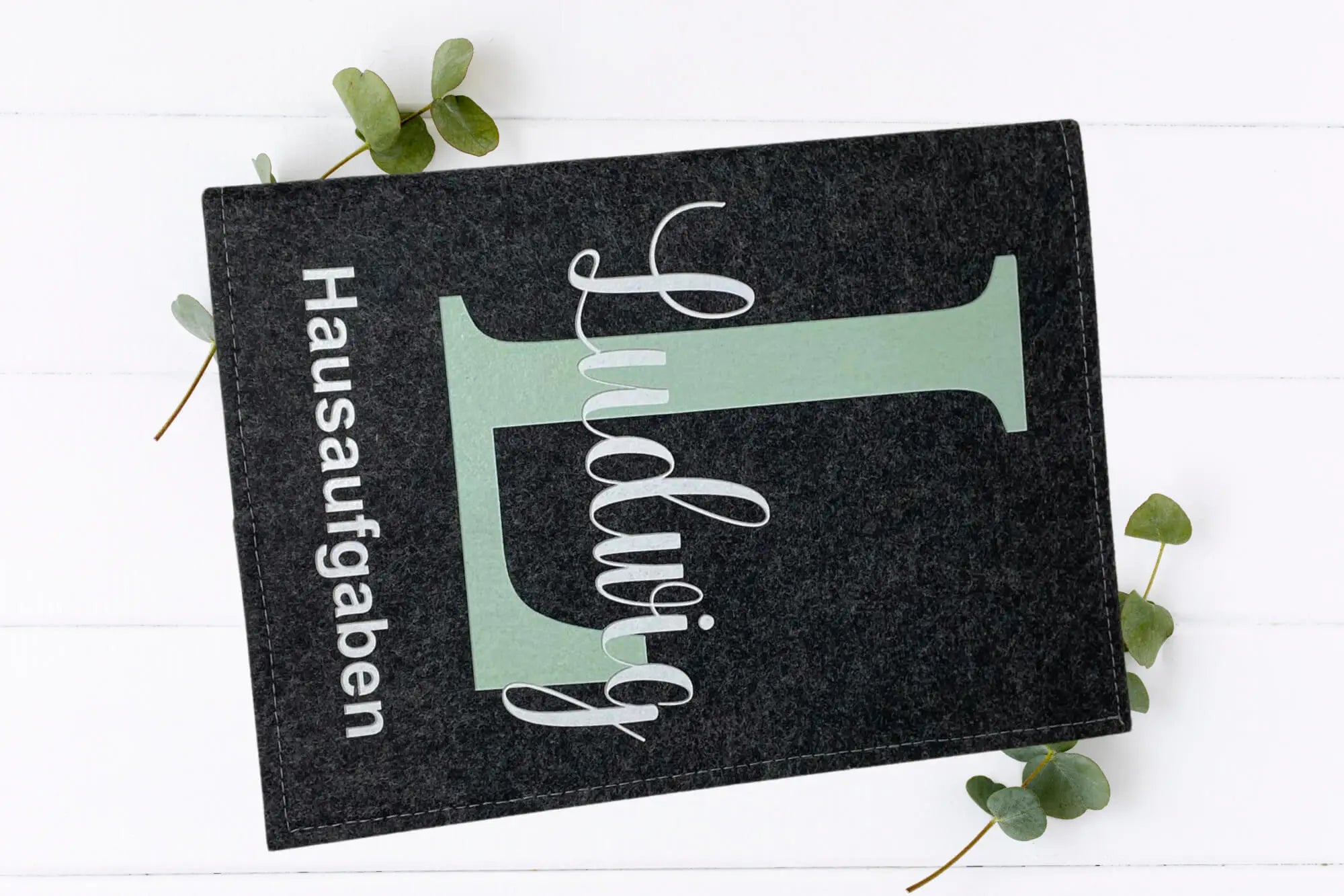Filzhülle Jungen personalisiert – großes in Mint