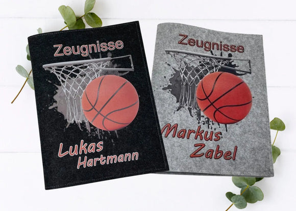 Personalisierte Zeugnismappe aus Filz in Dunkelgrau mit Basketball-Motiv und Name – ideal für sportbegeisterte Schüler.