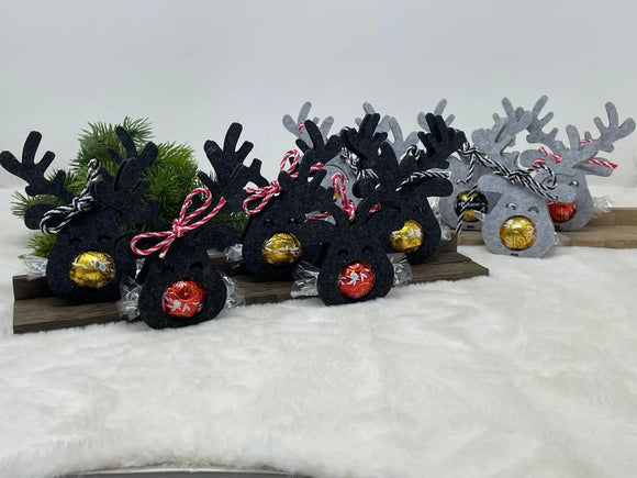 Mitarbeitergeschenk Weihnachten – Rentier mit roter und goldener Nasenschoko