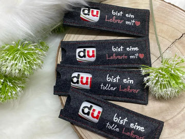 Geschenk für Lehrer oder Lehrerin – Filzhülle mit Text und Herz in Anthrazit