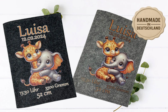 Personalisierte Filzhüllen für das U-Heft mit kindlichem Tierdesign – ideal als Geschenk zur Geburt.