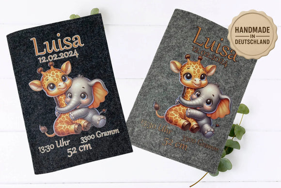 Individuelle U-Heft-Hüllen aus robustem Filz mit Baby-Tier-Motiv, ideal als bleibendes Erinnerungsstück.