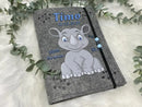 U Heft Hülle Filz Personalisiert | Impfpass Nashorn | untersuchungsheft hülle Geschenk Geburt | Junge Mädchen taufe Fadensalat-shop