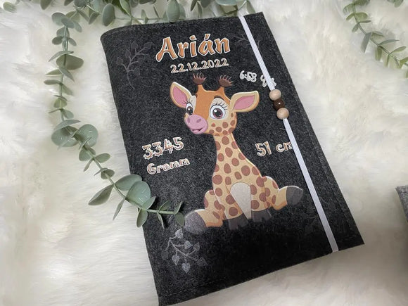 U Heft Hülle Filz mit Namen Datum Impfpass Giraffe untersuchungsheft hülle personalisiert Geschenk Geburt Fadensalat-shop
