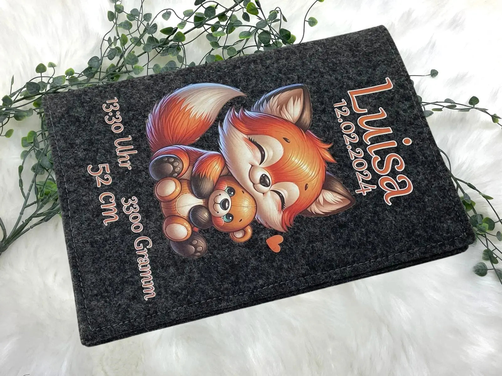 U-Heft-Hülle Fuchs & Teddy aus Filz – personalisiert mit Name & Geburtsdatum Fadensalat-shop