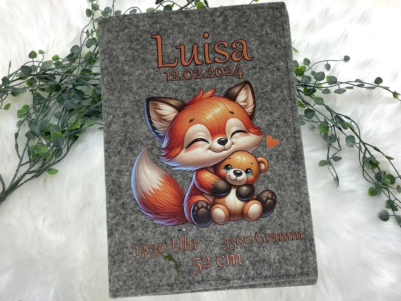 U-Heft-Hülle Fuchs & Teddy aus Filz – personalisiert mit Name & Geburtsdatum Fadensalat-shop