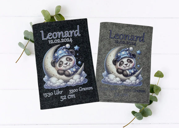 U-Heft Hülle Panda im Mond – personalisiert mit Name & Geburtsdaten Fadensalat-shop