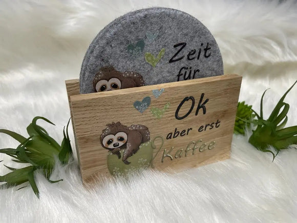 Runde Untersetzer aus Filz mit Spruch „Kein Kaffee, kein Gespräch“ – lustige Geschenkidee