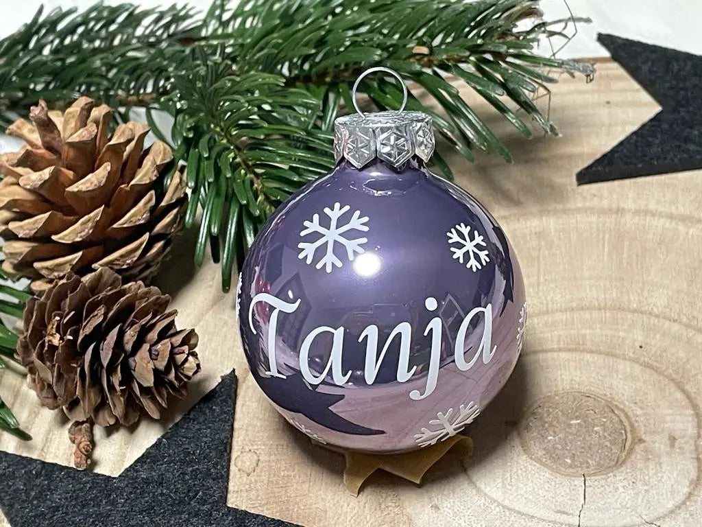Weihnachtskugel mit Name | Christbaumkugeln Glas Flieder personalisierte Christbaumkugel | Weihnachtskugeln personalisiert | Geschenkide Fadensalat-shop