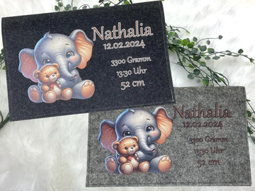 Personalisierte Windeltasche aus Filz mit niedlichem Elefanten- und Bär-Motiv