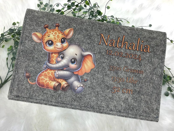 Windeltasche mit Tierfreunden – Giraffe und Elefant als Geburtstaschenmotiv