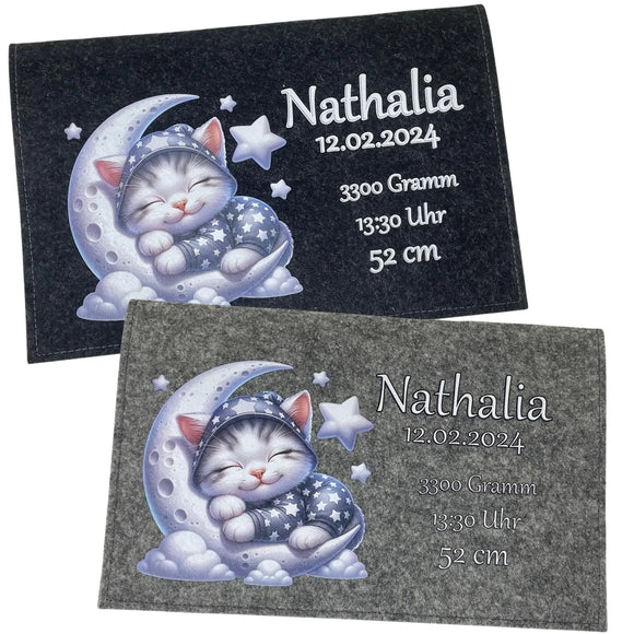 Wickeltasche zur Geburt mit Katze in Schlafanzug und Halbmond-Motiv