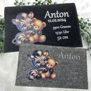 Personalisierte Baby-Wickeltasche mit Zebra im Comicstil und Geburtsangaben