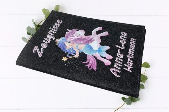 Filzhülle für Zeugnisse mit Meerjungfrau und Einhorn – personalisiert mit Name