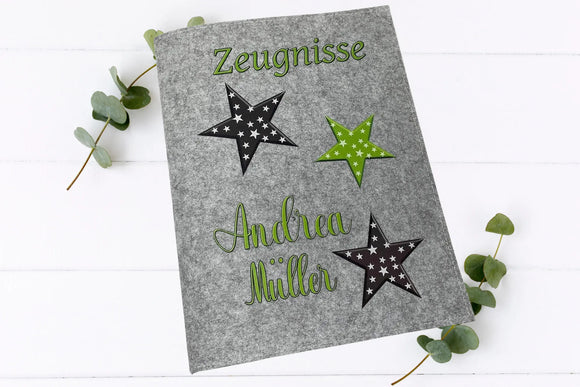 Sterne-Zeugnismappen für Kinder mit Wunschname und dreifarbiger Stern-Grafik – in zwei Filzfarben erhältlich