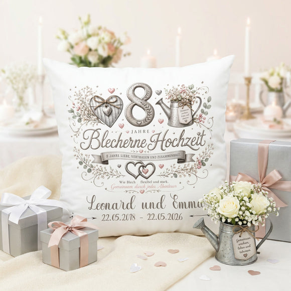 Kissen mit Namen zum 8. Hochzeitstag in elegantem Design
