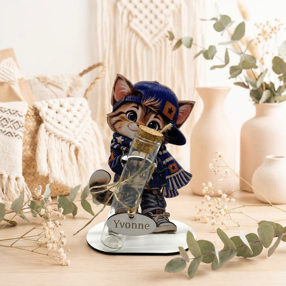 Geschenk für Katzenfan mit süßer Katze blauem Outfit und Wunschname