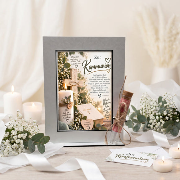 Geschenk zur Kommunion mit Bibel Kerze Fisch und christlichem Motiv