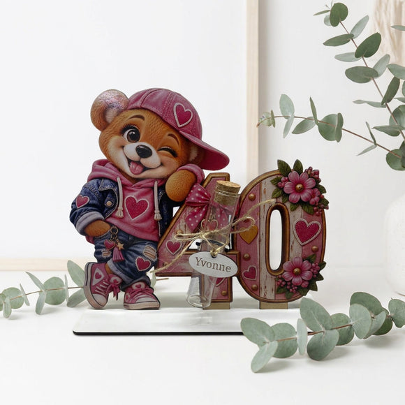 Geldgeschenk 40 Frau mit Glasröhrchen Bärenmotiv und pinken Blumen