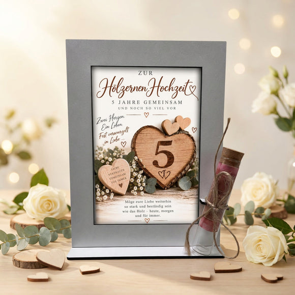 Geldgeschenk Hölzerne Hochzeit – dekorativer Aufsteller zum 5. Hochzeitstag für Ehepaare