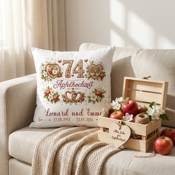 Apfelhochzeit Kissen personalisiert als Geschenk für 74 Jahre Ehe