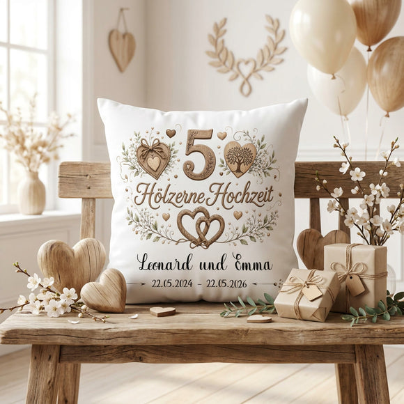 Geschenk zur Hölzerne Hochzeit Kissen mit Wunschnamen