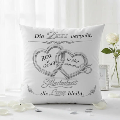 Personalisiertes Kissen zur Silberhochzeit mit Namen und Datum im eleganten Herzdesign